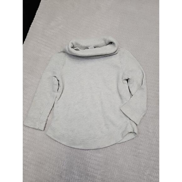 Old Navy Lot Girls 4T Dress & 3 Shirts - Picture 5 of 8